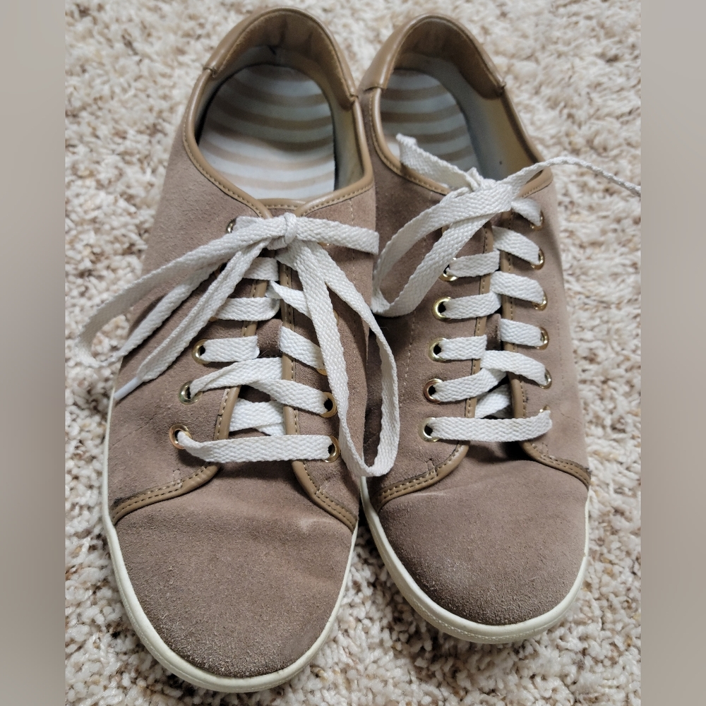 Vionic Brinley Women's Suede Sneakers